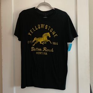 Vintage Yellowstone black tee